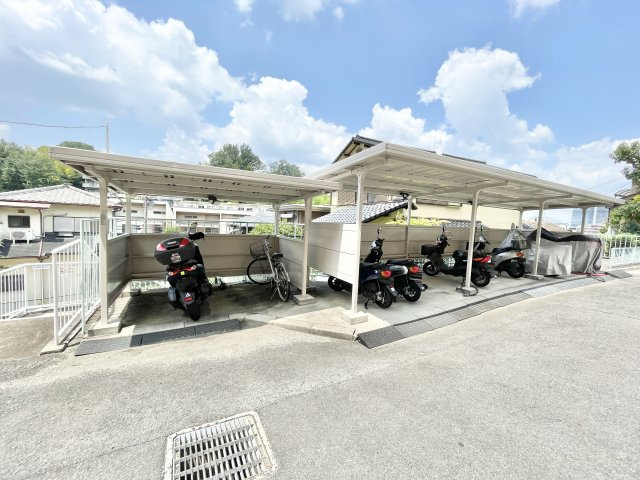 ライオンズマンション枚方の駐輪場