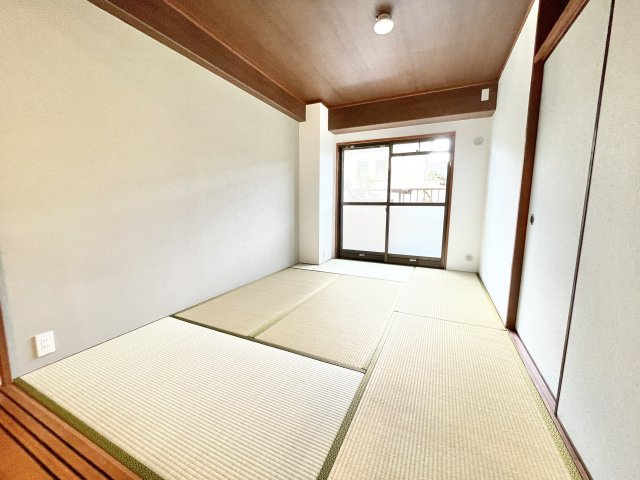 ライオンズマンション枚方の和室|和室です