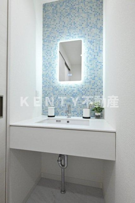 【洗面所】 | ウイスタリア東五反田ビル | コンパクトで使いやすい洗面所