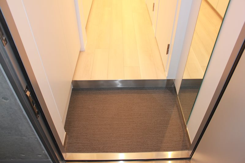 新品家具付きマンション西新宿15(KaGood東京)の玄関