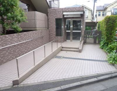 【エントランス】 | グラン・シャリオ中田北