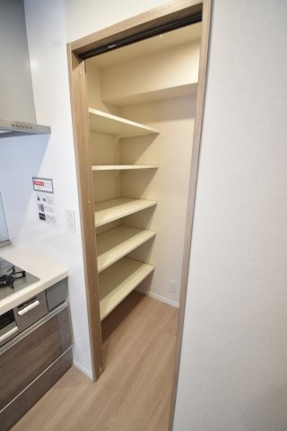 ファミール鳥飼の収納