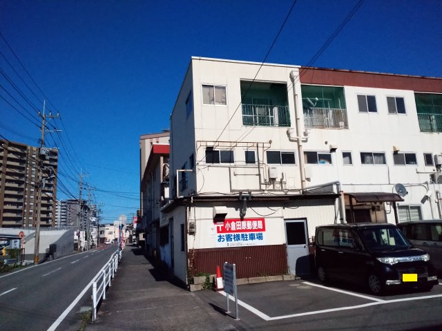 田原新町一丁目タウンハウス（D-5）の駐車場