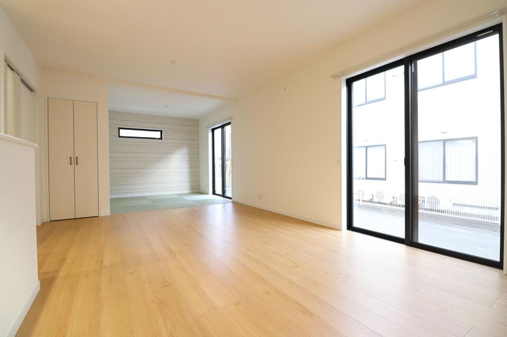 LAVIE鷹子2502の居間・リビング