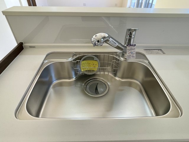 武蔵野市吉祥寺東町2丁目　東南角地×陽だまり邸宅　限定1棟のキッチン