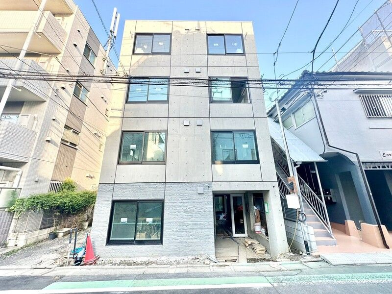 ブルームステージの外観