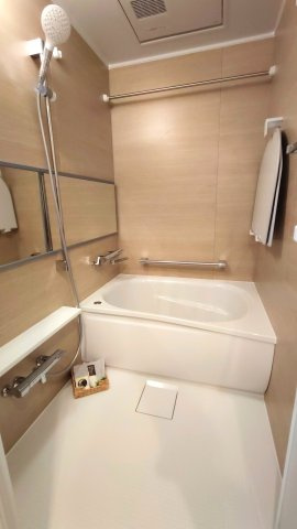 シャトー第3八戸の里の浴室