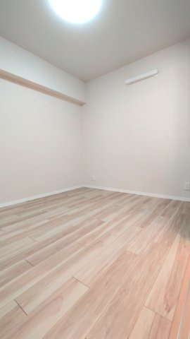 シャトー第3八戸の里の洋室