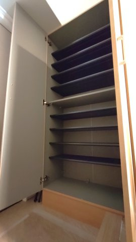 シャトー第3八戸の里の収納