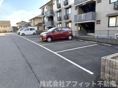 【駐車場】 | ハイマットメゾン　D棟