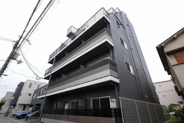 Lucir西三国の外観