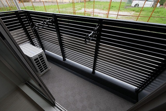 Lucir西三国のバルコニー