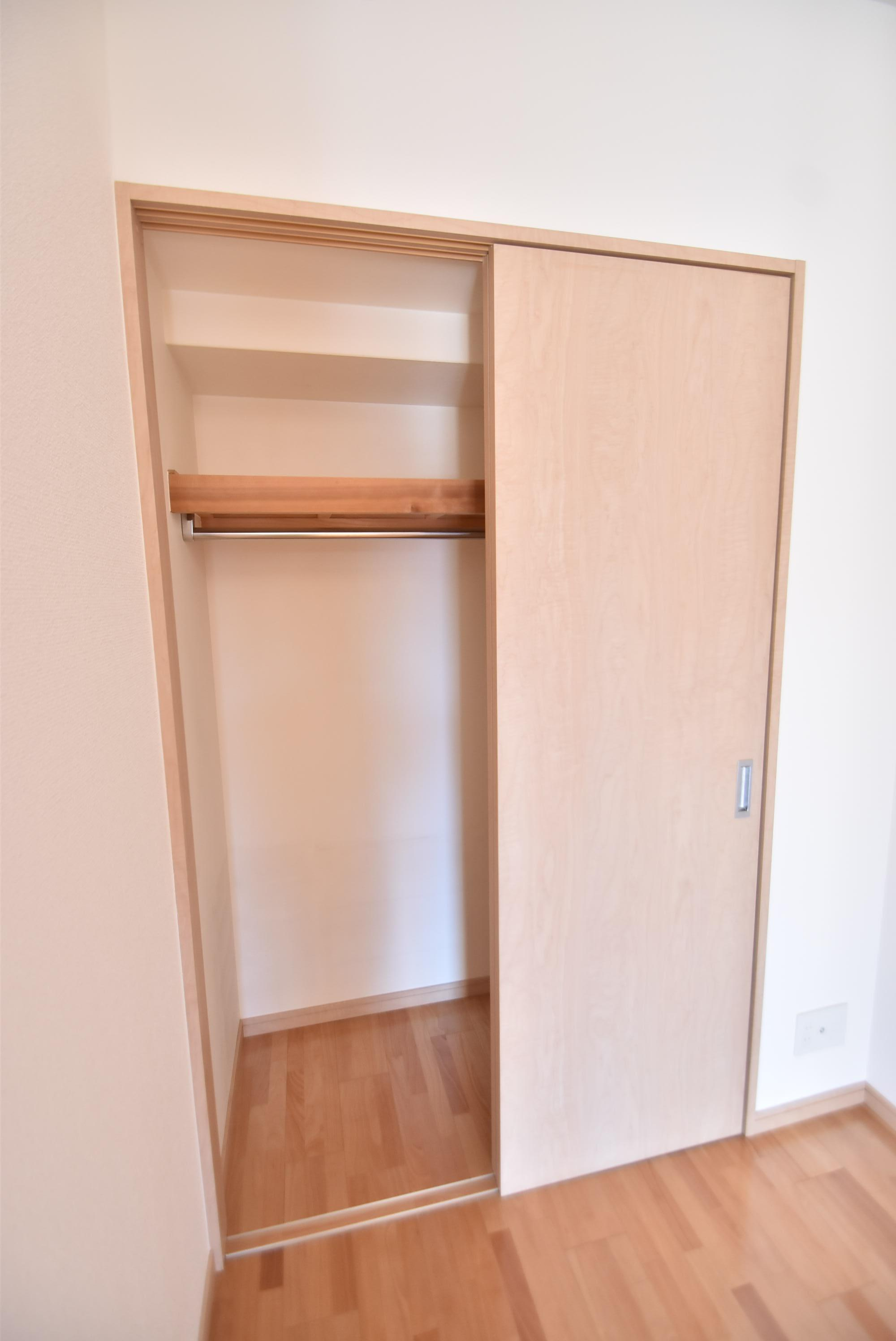 大阪市都島区中野町４丁目の賃貸マンションの収納