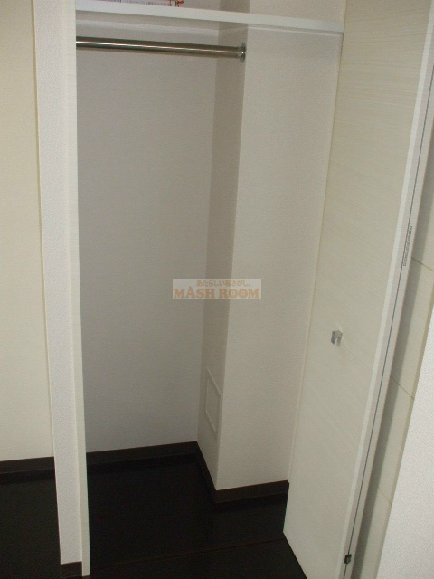 杉並区梅里２丁目の賃貸マンションの収納