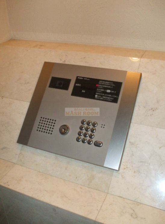 杉並区梅里２丁目の賃貸マンションのエントランス