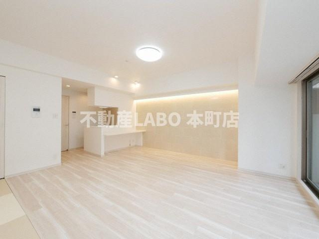 プレジオ本町の居間・リビング