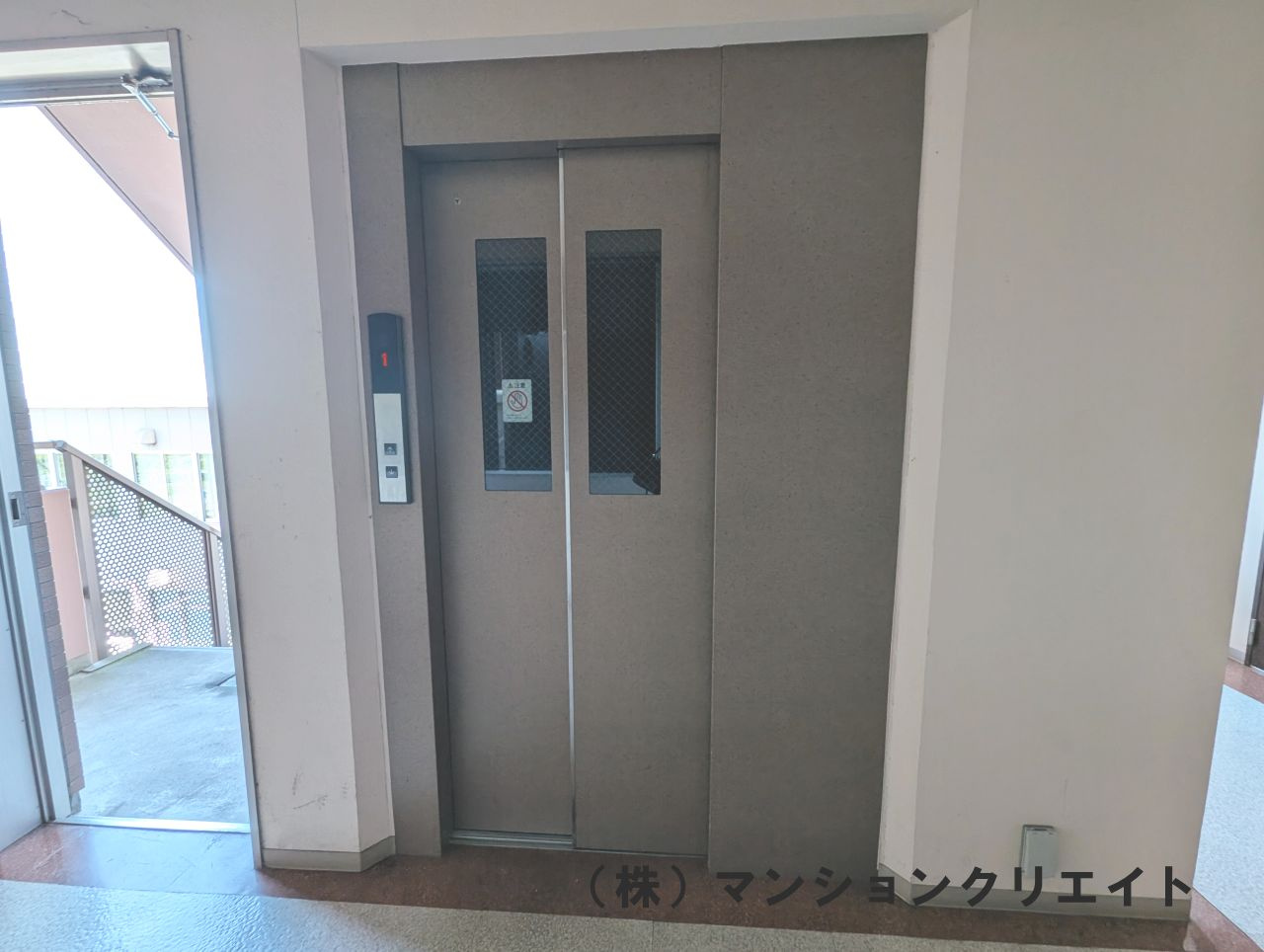 ビジュードゥモナ花堂のその他共用部分|エレベーター