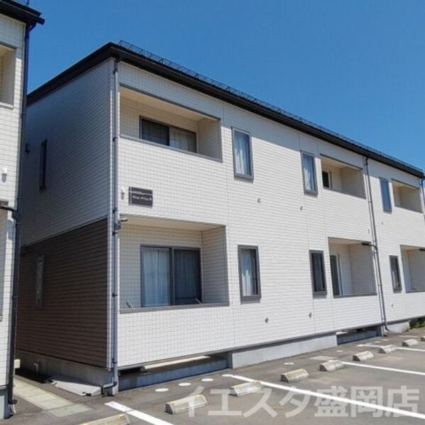 ヴェルニーナ Bの外観