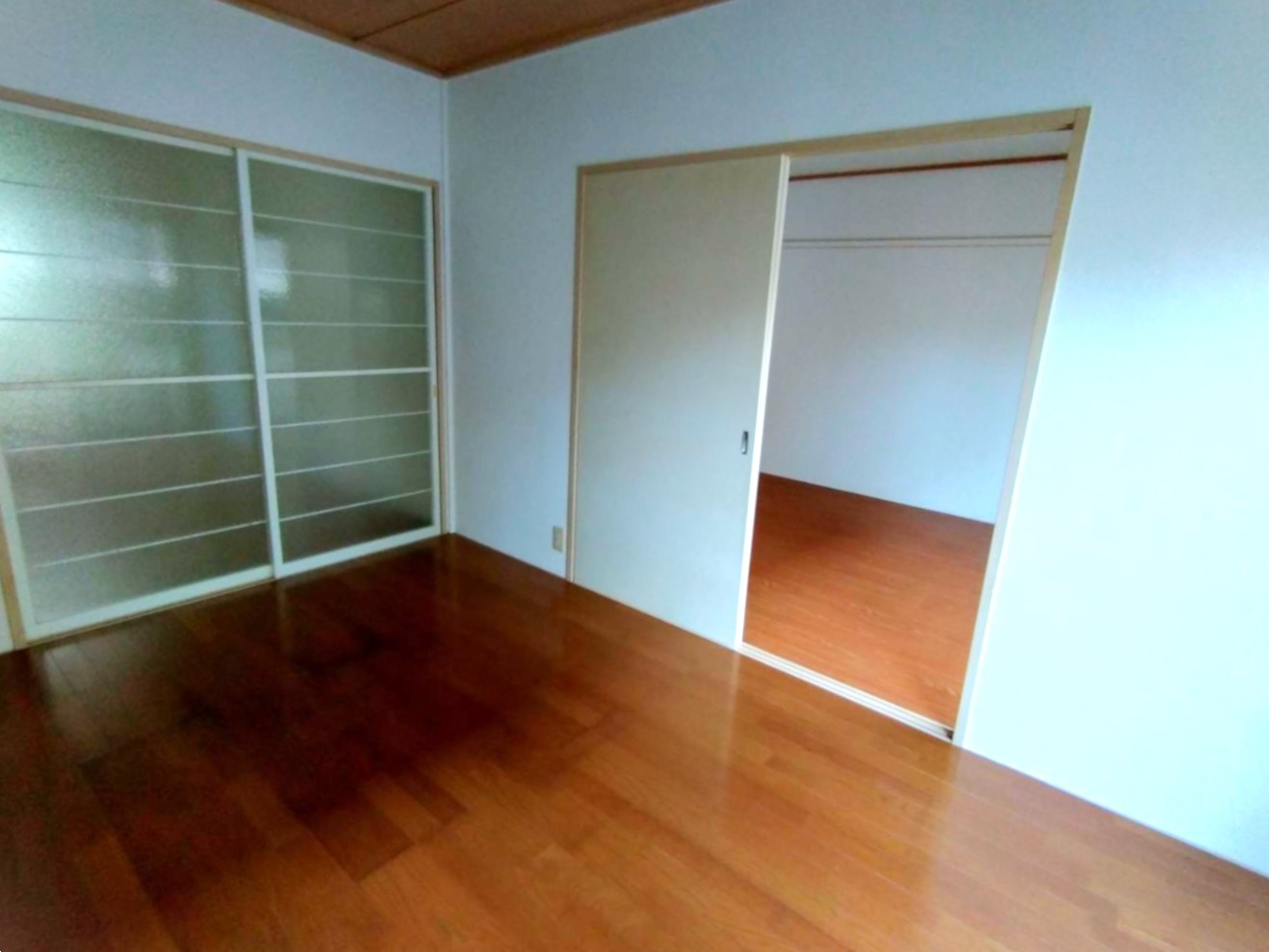 ハイフォーレストAの内装