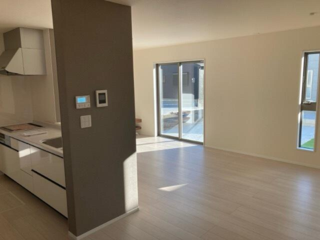 新宮町夜臼2丁目の居間・リビング