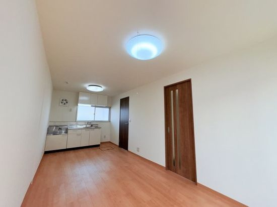 サンライズ島崎の内装