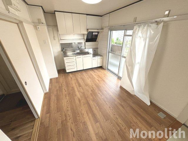 鶴山台55号棟の内装