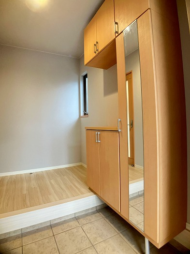 岡崎市戸崎町の玄関