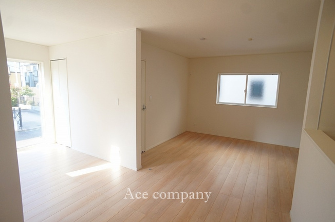 【居間・リビング】 | 東大阪市稲田本町1丁目　【4号棟/全5棟】 | 【LDK：ゆったり20.6帖！】