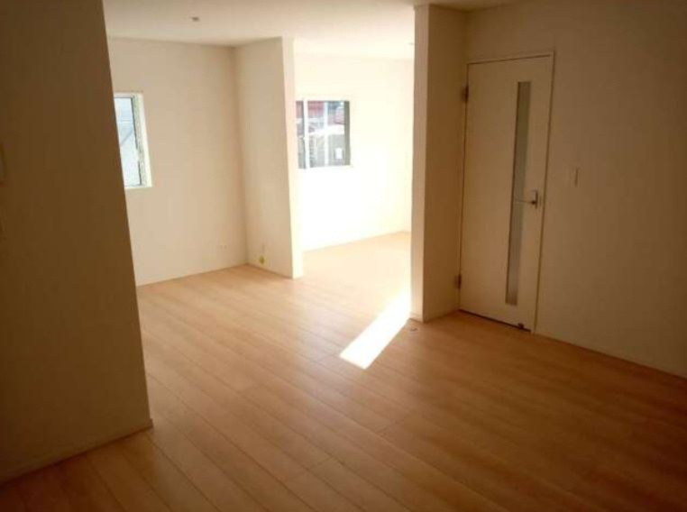 東大阪市稲田本町1丁目　新築戸建の居間・リビング