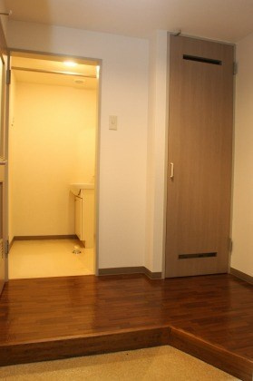 【玄関】カピテーヌ円山