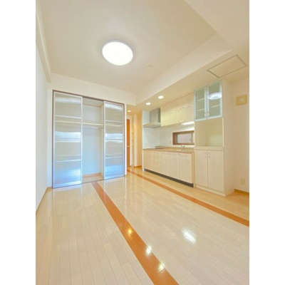 【居間・リビング】 | CITY SPIRE桜川Ⅰ 仲介手数料無料