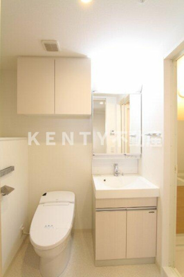 【トイレ】 | プラウドフラット大森Ⅲ | ゆったりとした空間のトイレです