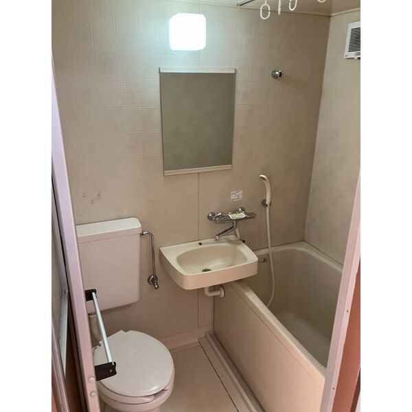 メゾンクレールの浴室