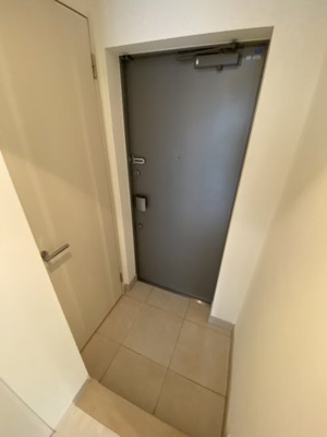 【玄関】 | クロスレジデンス大阪新町 | クロスレジデンス大阪新町　玄関