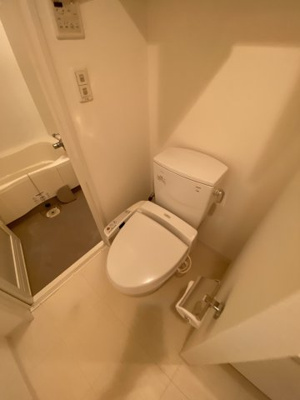 【トイレ】 | クロスレジデンス大阪新町 | クロスレジデンス大阪新町　温水洗浄便座