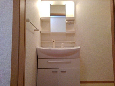 【洗面所】 | シャン・ド・フルリール