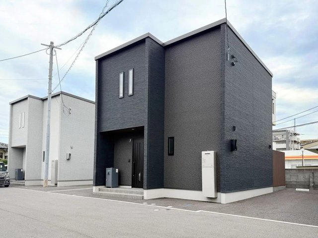 熊本市東区八反田２丁目の一戸建て