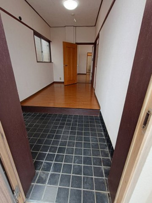 【玄関】 | 白亜荘