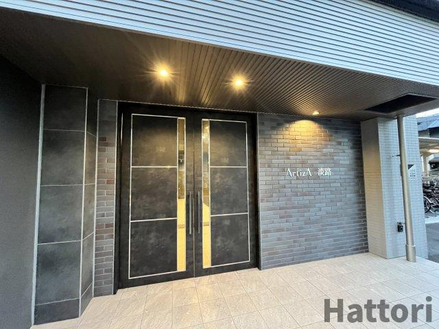 ArtizA淡路のエントランス