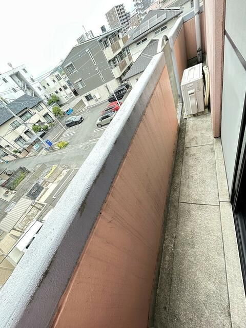 ロアール内坪井のバルコニー