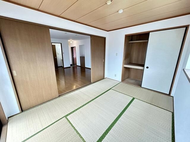 ロアール内坪井の寝室