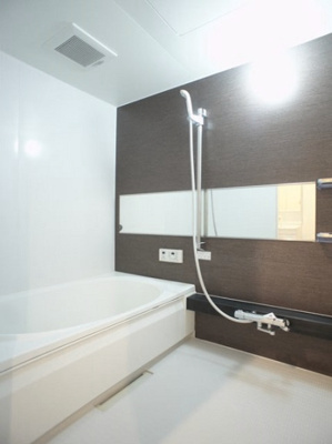 【浴室】 | マリアージュＡ | 追い焚き機能付き！オシャレなバスルームです♪