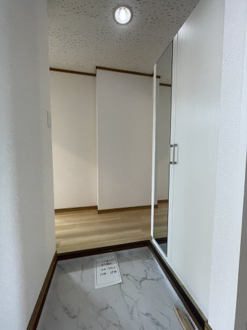 第二城戸ビルの玄関