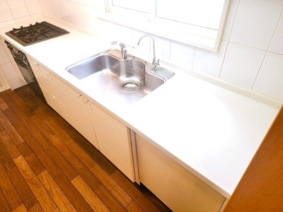 【キッチン】 | 世田谷区中町１丁目中古戸建 | 広々キッチン