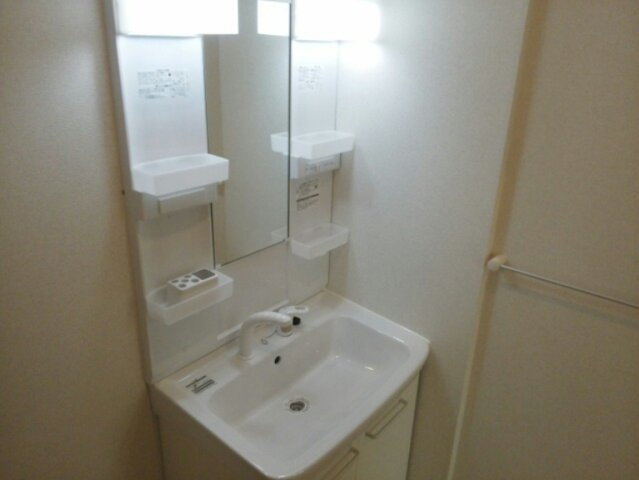 フェリシオ2の独立洗面台