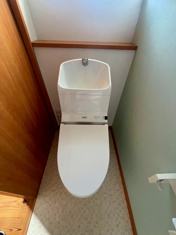 米子市旗ヶ崎9丁目中古戸建のトイレ|トイレは1階と2階にございます〇