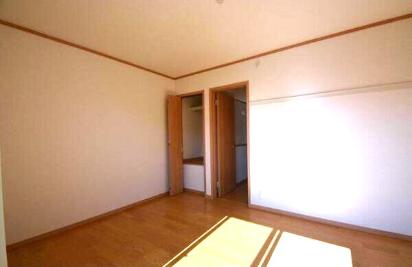 西区児玉２丁目戸建賃貸Ａの寝室