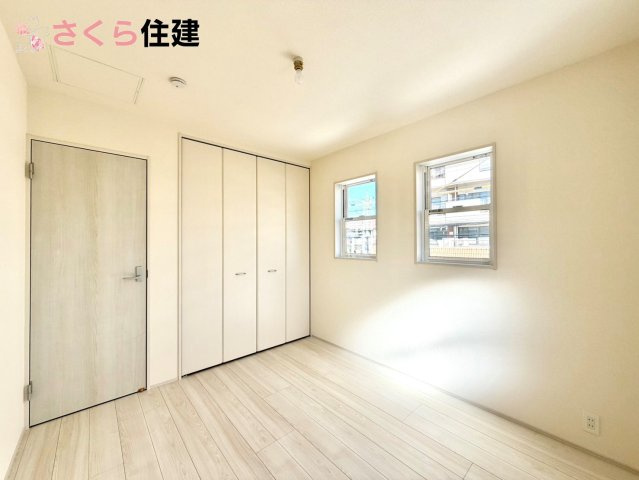 リーブルガーデン　宇都宮緑第９　１号棟の洋室|広々とした洋室です♪お子様の成長に伴って増えていく荷物にも対応できます！