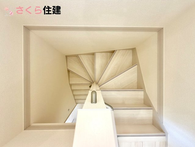 リーブルガーデン　宇都宮緑第９　１号棟のその他共用部分|あると便利！手すり！！階段を昇り降りの際転落防止にもなります。