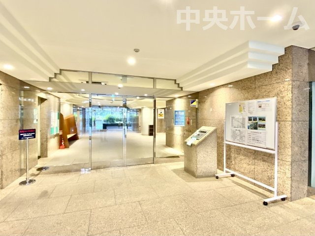 シテヌーブ北千住30Aの防犯設備|【オートロック】オートロックシステムでセキュリティ充実。当たり前ですが、安全で安心して暮らすのって大事ですよね。